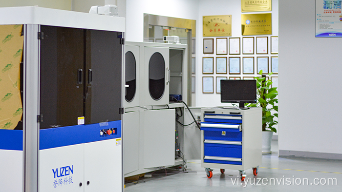 Máy kiểm tra thị giác bình nhựa tự động