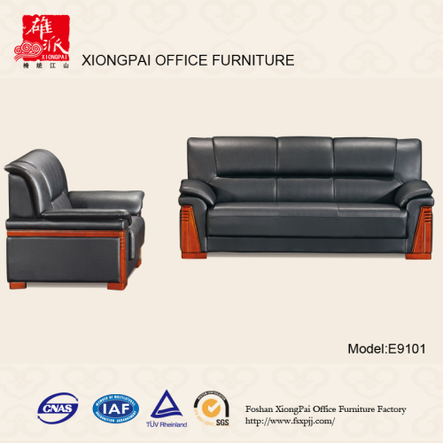 High Quality Rubber Wood Modern Leather Office Sofa (E9101)