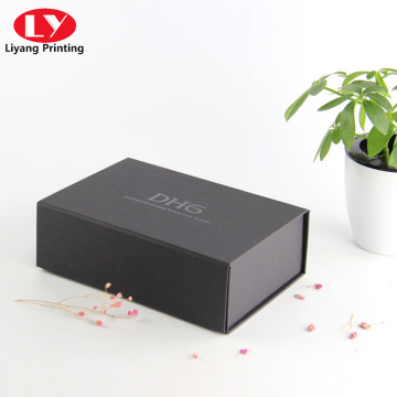 custom magnetic foldable black cosmetic packaging box