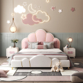 Tempat tidur anak -anak merah muda yang luar biasa menarik dan menarik