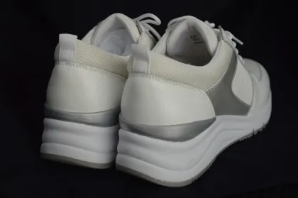 Breathable Comfortable Outdoor Sports Shoes