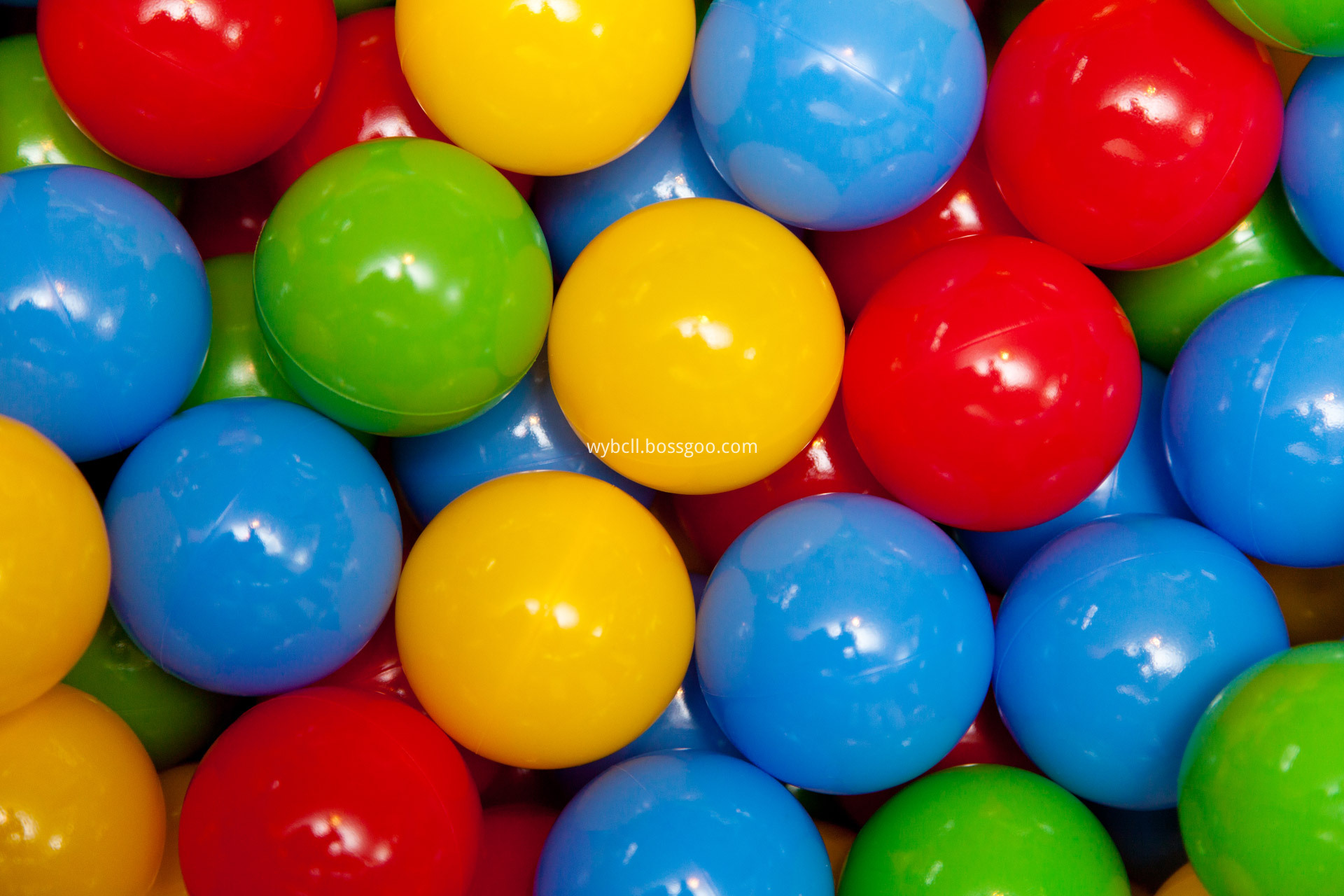 plastic  balls