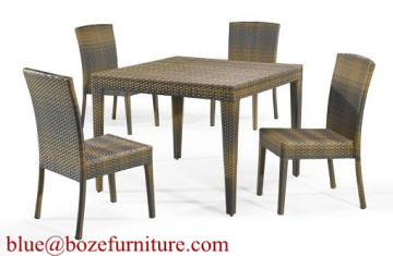 China Outdoor Furniture Rattan Wicker Dining Set (BZ-D002)