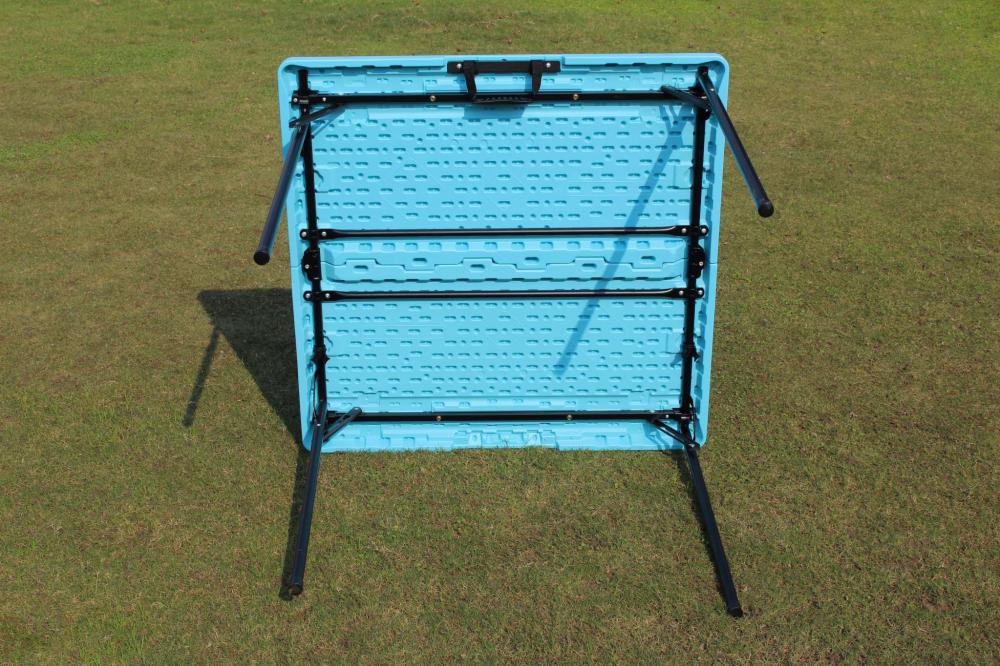 35 inches plastic bi-fold outdoor waterproof table