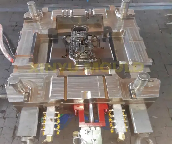 Automobile Engine Cylinder Bottom Cover diecasting mould