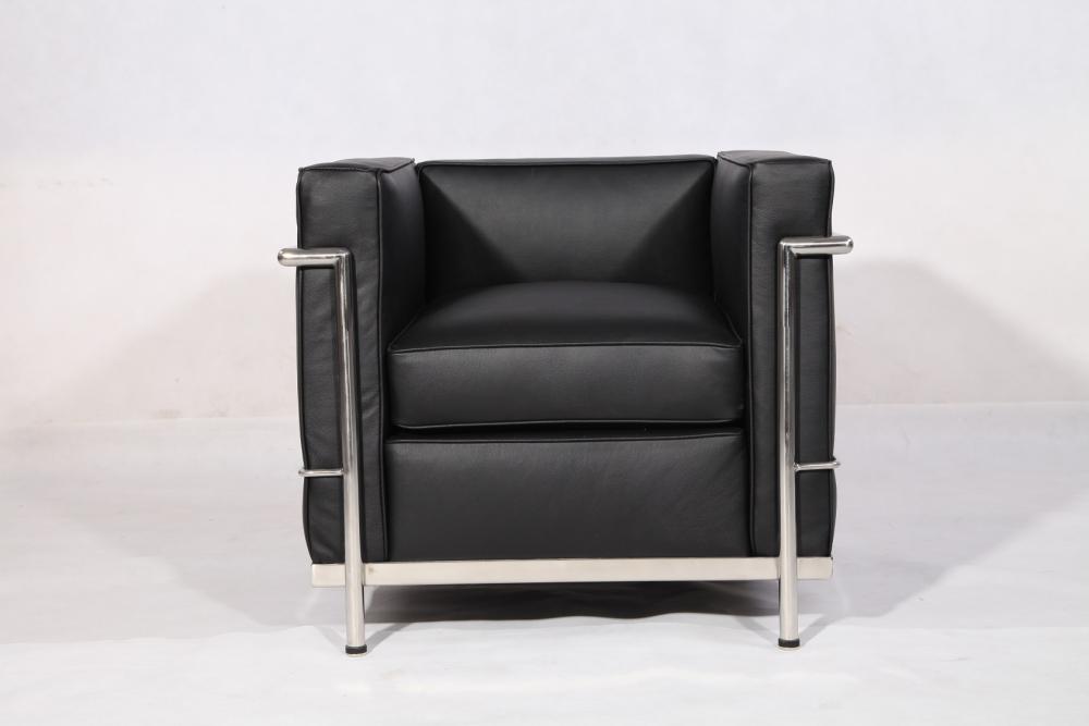 كرسي كلاسيكي حديث بتصميم Le Corbusier LC2