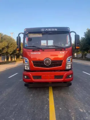 Flatbed truck 3 axles 6x2 excavator carrier