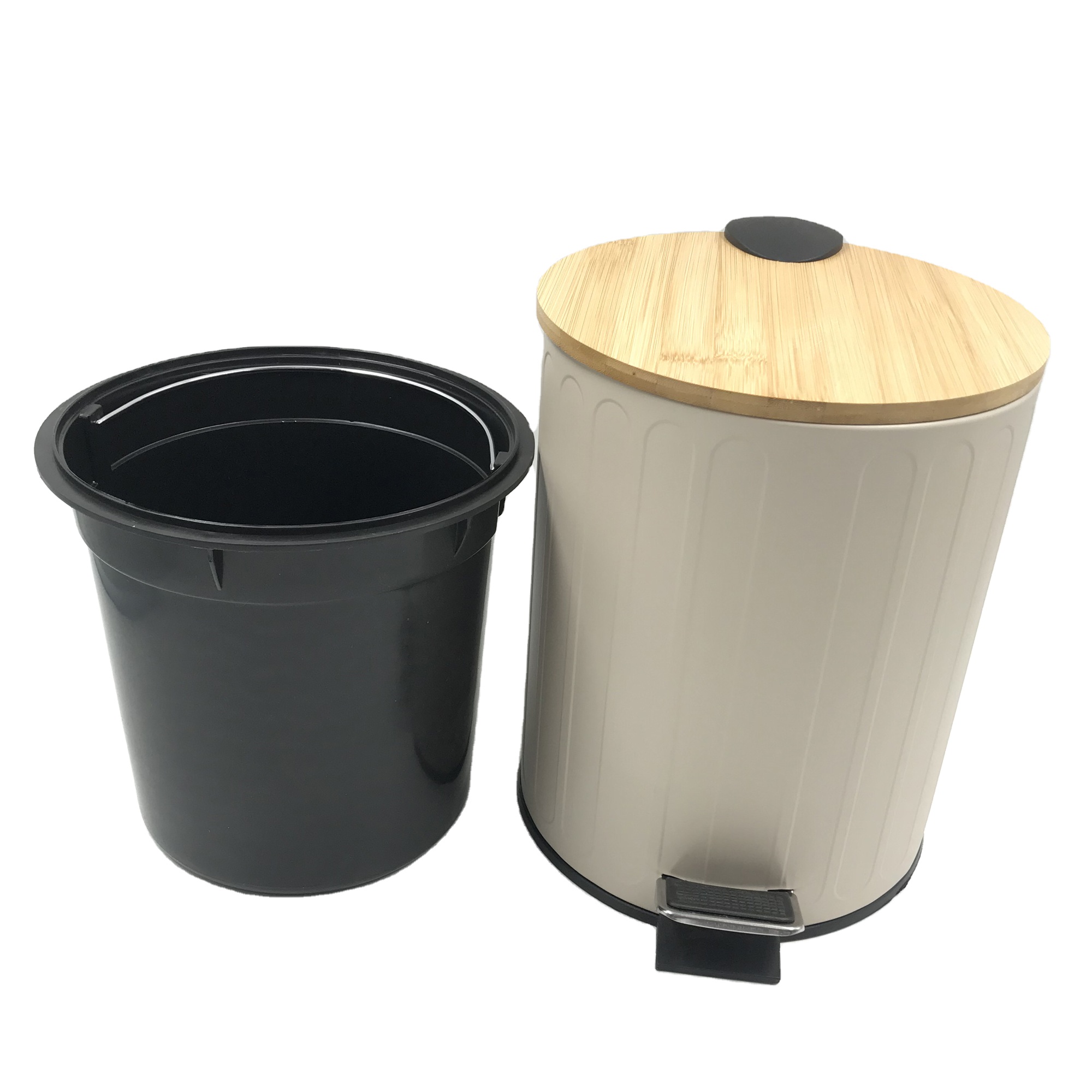 Round Step Trash can with Bamboo lip