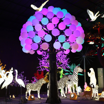 Customized Large IP65 LED Growing Tree Light - 110 Coloured Balls Outdoor Garden Decor