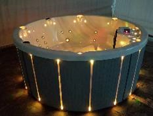 Round outdoor spa Jacuzi spa outdoor