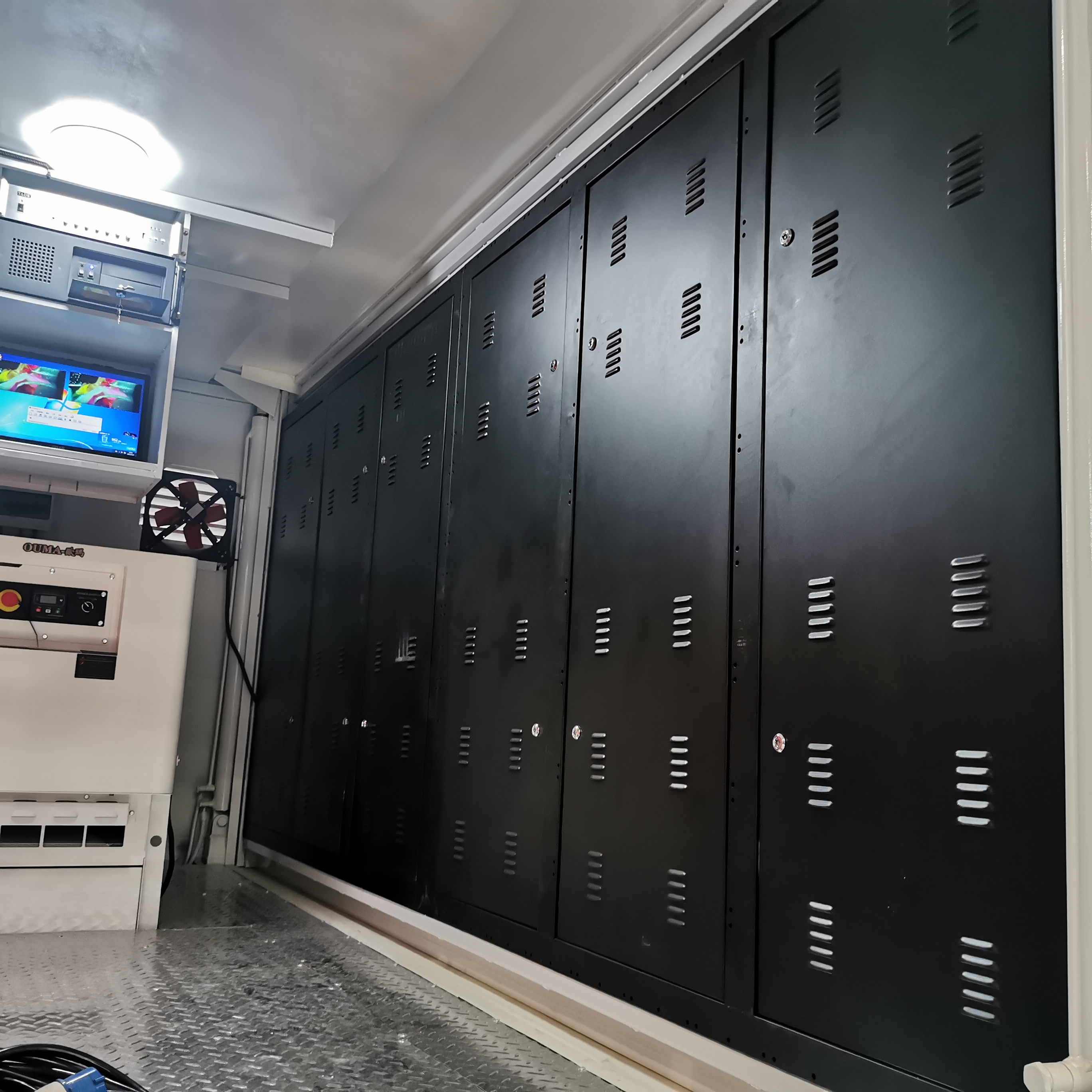 ISUZU Outdoor Full Color Advertising LED Mobile Truck