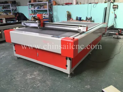 World Popular CNC Vibrating Knife CE Cutting Machines for Textile Cloth