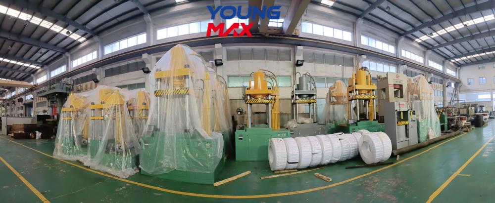 Warehouse Of Hydraulic Pressing Machine Warehouse Of Hydraulic Pressing Machine