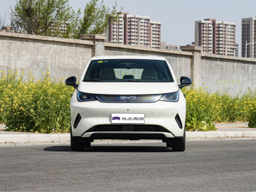 2025 BYD Dolphin 5 door 5 seat hatchback