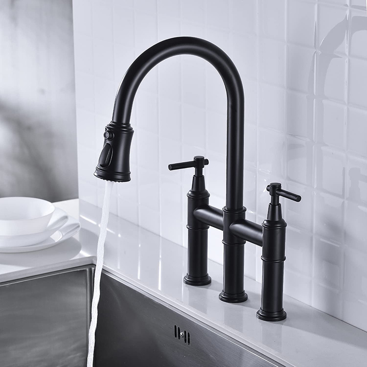 Bronze Three Hole Kitchen Tap Faucet with Pull Out Spray