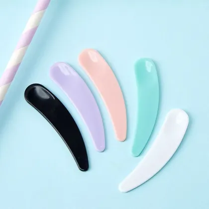 Low MOQ Portable PP Facial Cream Spoon Skincare Spatula