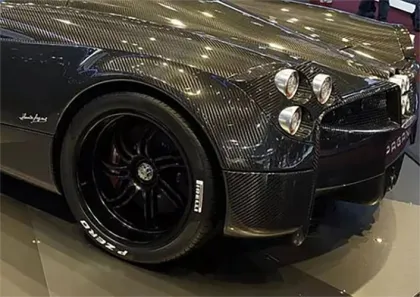 Carbon Fiber Fabric Black Twill 3x3 for Car Hood - REGAL Woven Roll