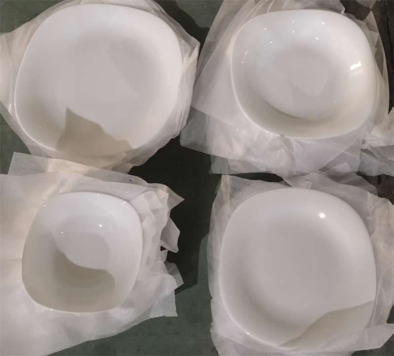 Wholesale 24PCS White Opal Glassware Dinner Set