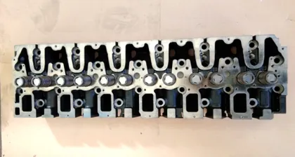 Deutz TCD2013 Engine Parts Cylinder Head 04291729