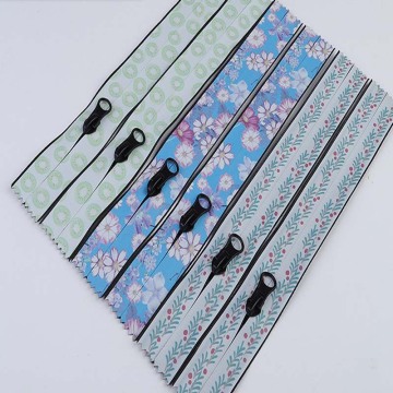 10inch separating clothing zipper with nice patterns