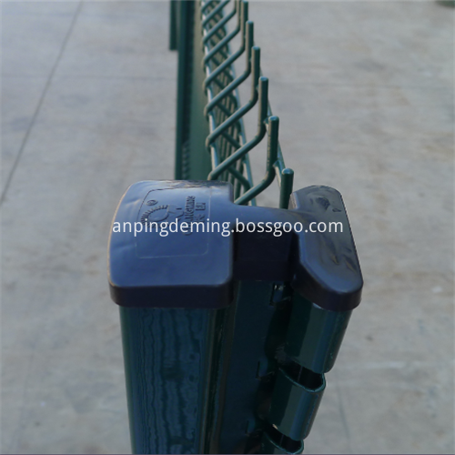 welded wire mesh fence with CM post