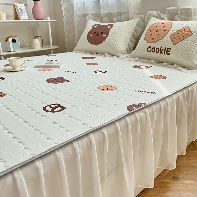 Bộ váy duvet cảm giác mát mẻ với bộ vỏ gối