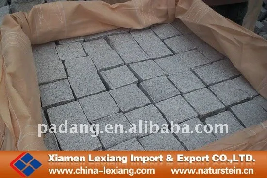 Outdoor granite cube paving stone
