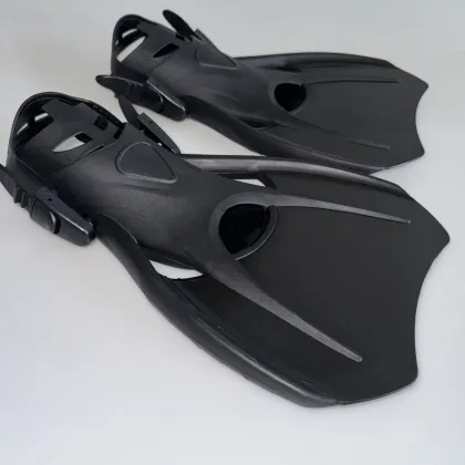 Custom Scuba Dive Fins: Color and Size Options
