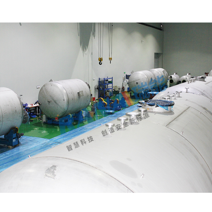 Бак з фторопластовым пакрыццём з PTFE
