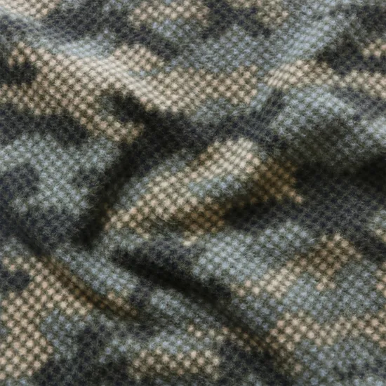 Latest Design 100Poly Disruptive Pattern High Quality Reasonable Price Printed Polar Fleece For Garment Costumes