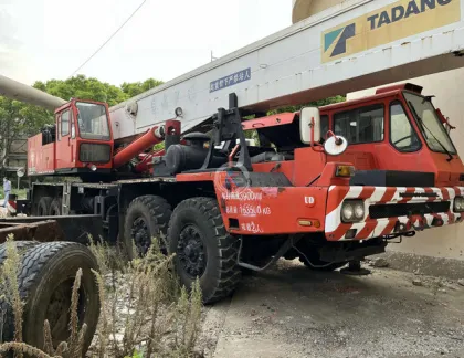 Used Tadano TG-1000E 100 Ton Truck Cranes for Sale in Japan