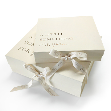 Luxury Custom Gold Foil Gift Box Set with Ribbon and Magnetic Closure