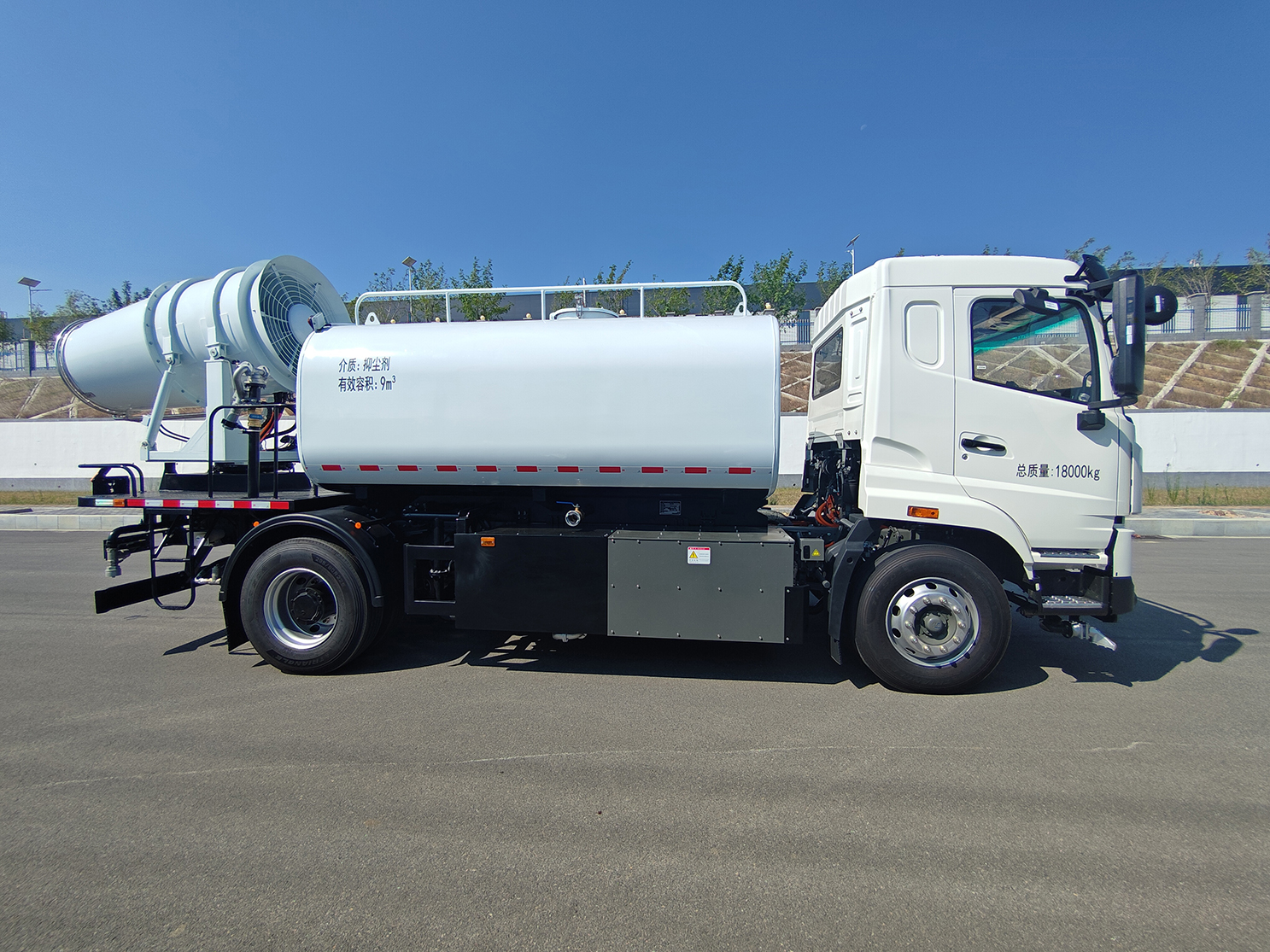dust suppression water truck