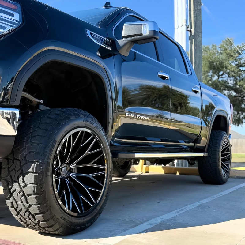 Gloss black finish + milled edge wheels