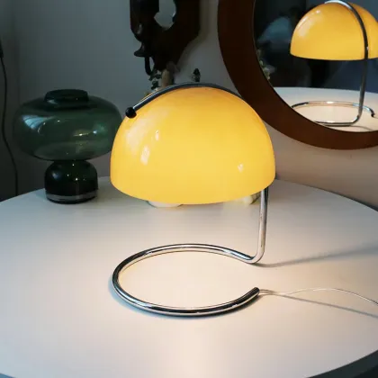 Bauhaus Style Pudding Table Lamp