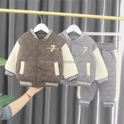 Wholesale Autumn/Winter Girls' Clothing Set: Cashmere Hoodie & Two-Piece Outfit