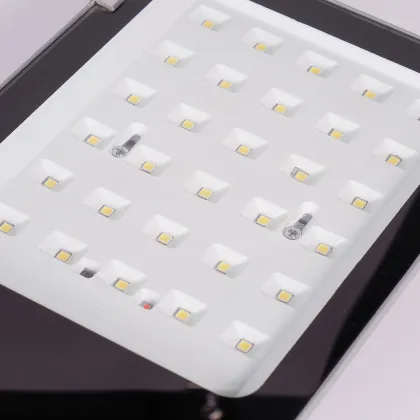 Photovoltaic Solar Road Light