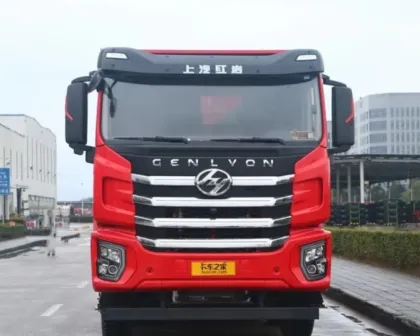 SAIC Hongyan 8x4 8.2m Dump Truck
