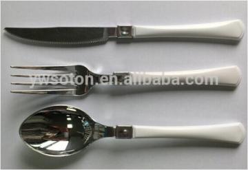 sliver plastic cutlery