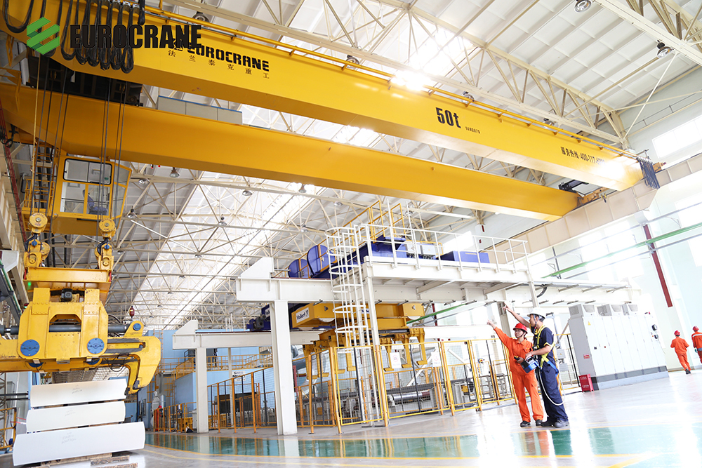 overhead crane operation