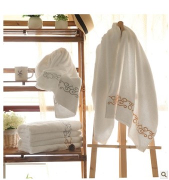 100% pakistan hotel skin-friendly embroidery white bath towel