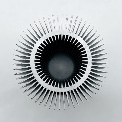 حاوية مبدد حرارة دقيقة من الألومنيوم عالية الأداء