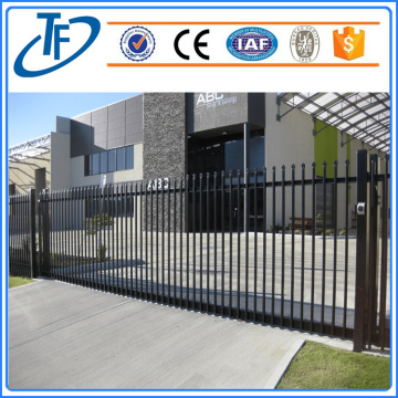 2.4X1.8m Powder Coated Spear Top Garrison Fence