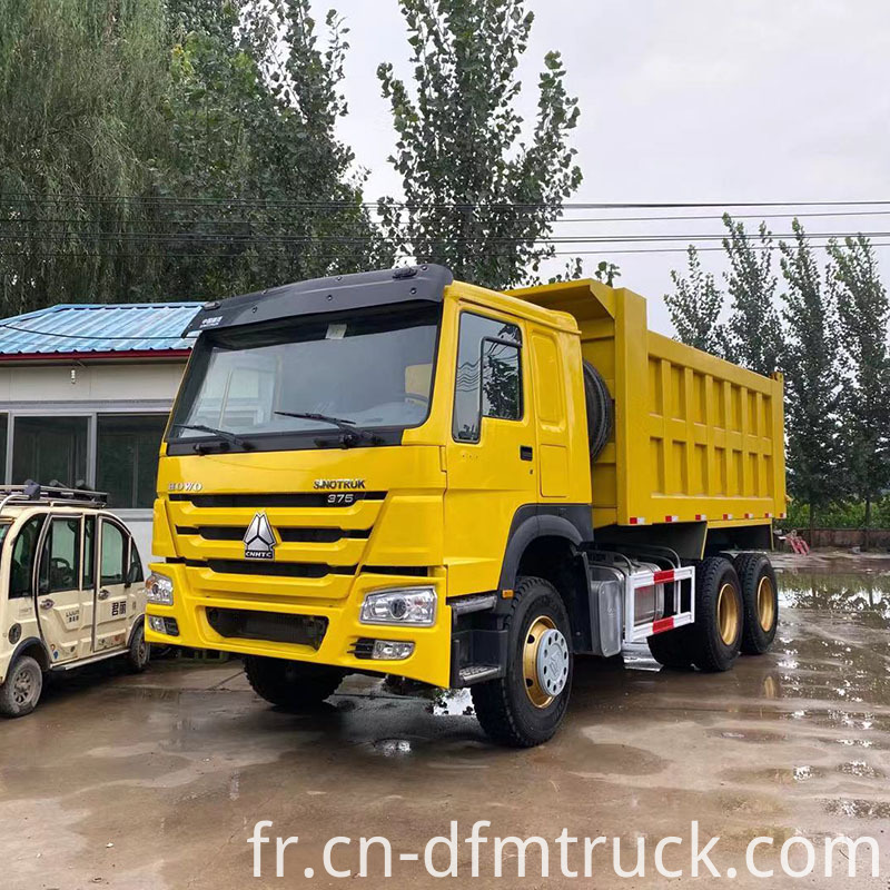 Chine Camion benne diesel d'occasion Howo multifonction bon marché  Fabricants