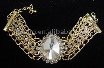 Glitzy Chain Bracelet