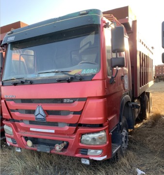 Digunakan HOWO 6x4 336 Dump Truck 40Ton Tipper