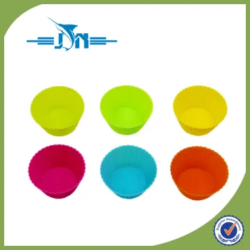 Plastic baking paper cups for cakes made in China