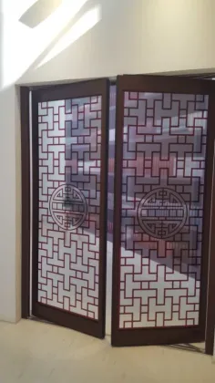 Balanced Doors for Plaza