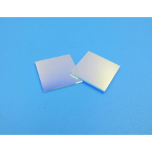 Verre de filtre passe-bande optique 365nm à transmission étroite de 92%