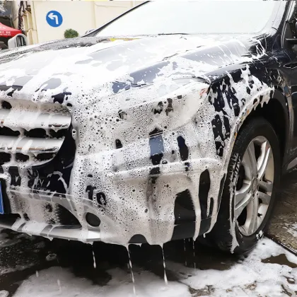 Super Concentrated Car Shampoo and Wax Wash Liquid for Auto Care and Cleaning